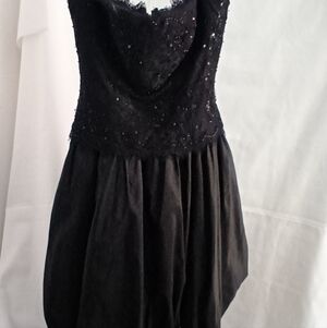 Vintage Tadashi Mini Puffball Bubble Skirt Strapless Dress Size 8  Black Lace